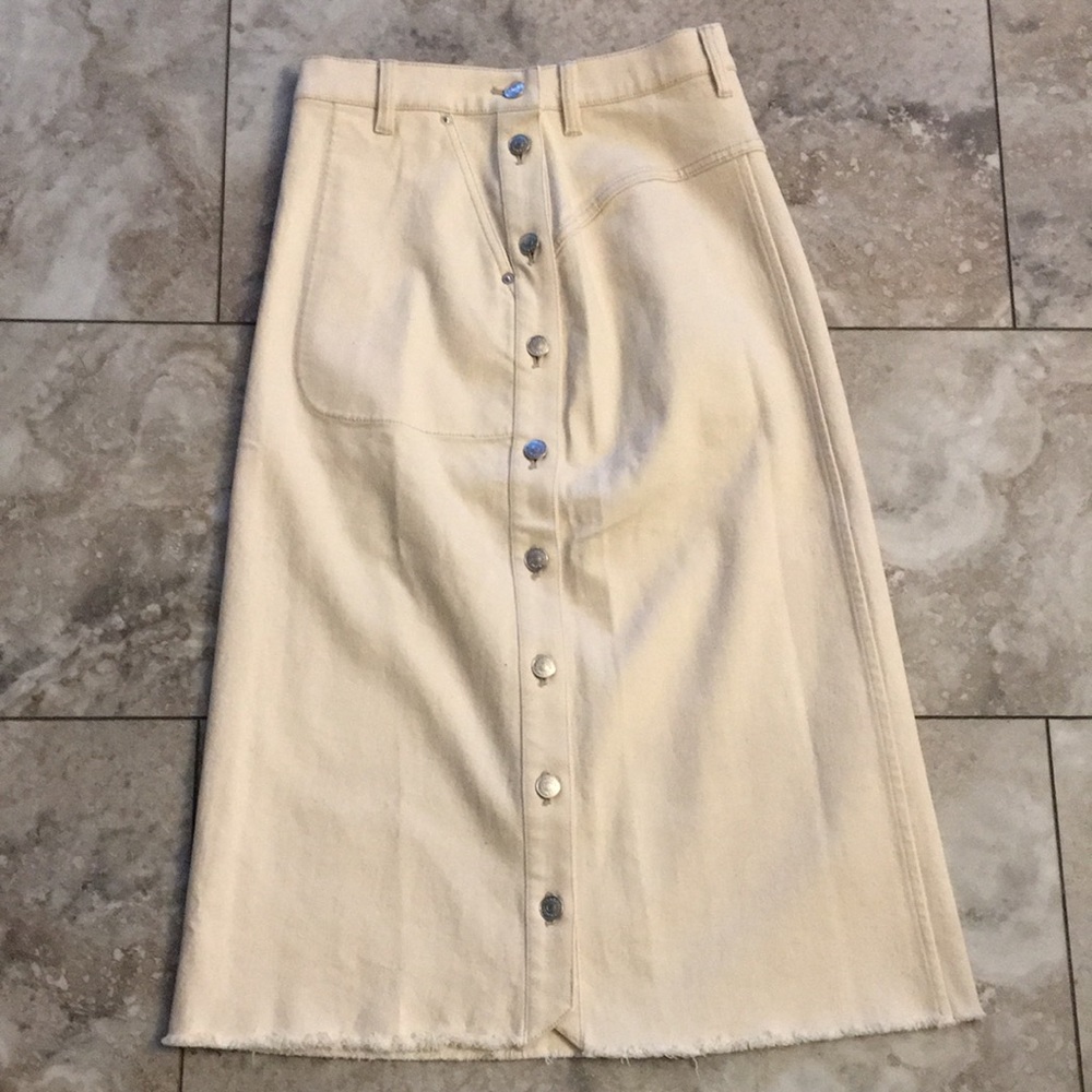Thakoon NWOT cream denim FLUTED pencil SNAP FRONT Stretch skirt